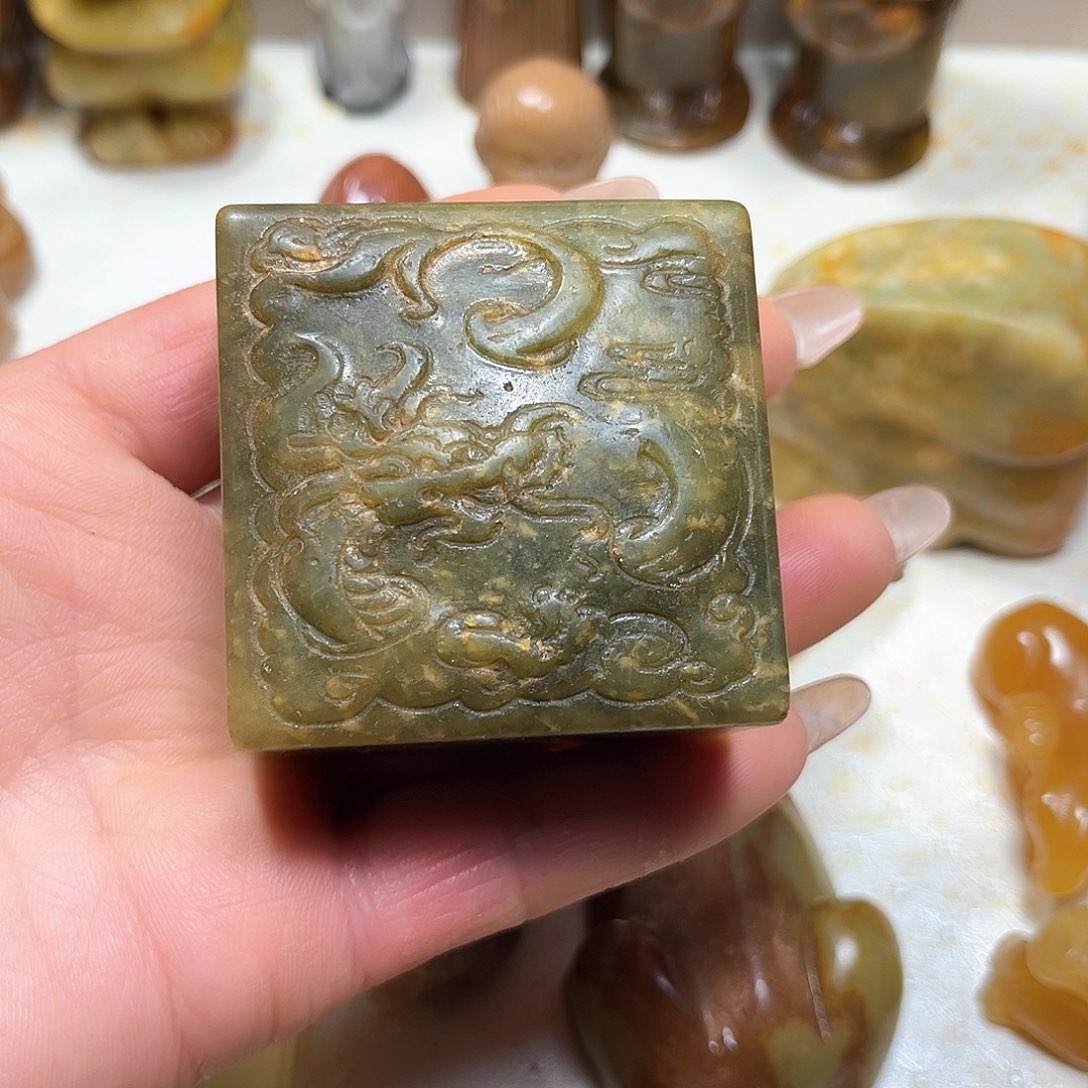 白玉菩提吊坠白玉菩提吊坠