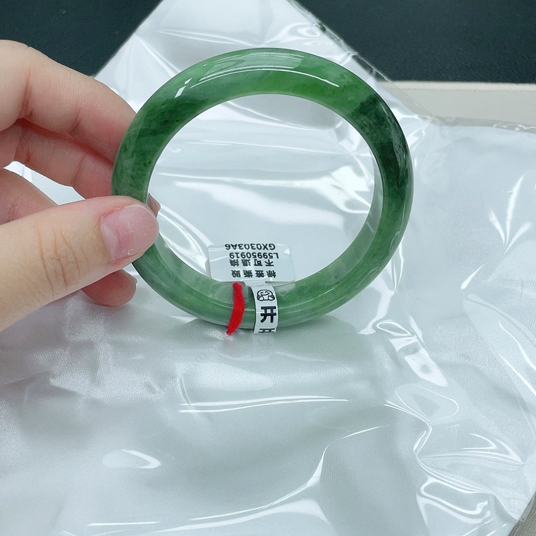 翡翠未镶嵌手镯正59.3