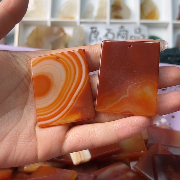 玛瑙/玉髓颈饰合金