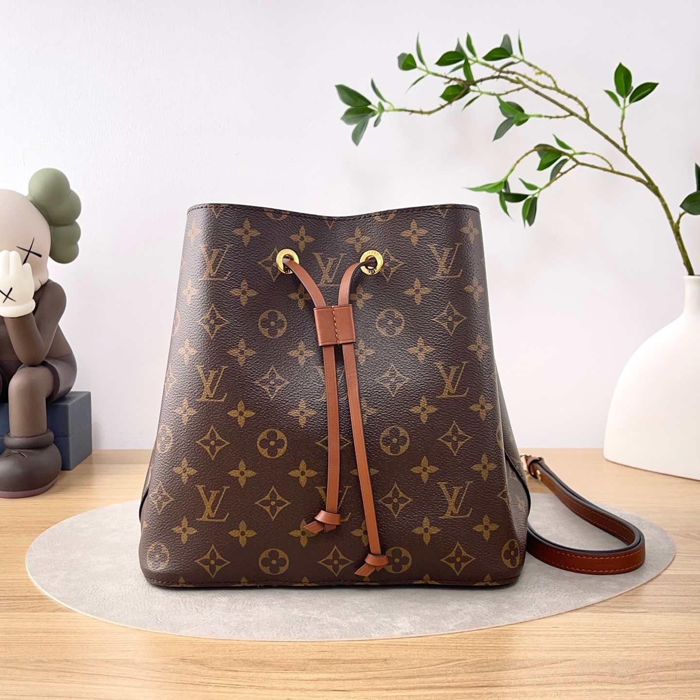 99新 LouisVuitton/路易威登 【九筒奢品】焦糖水桶/单肩包/8844