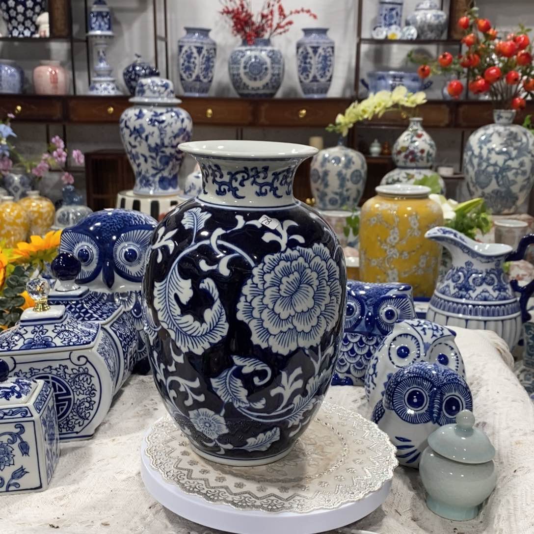 【闪购商品】摆件蓝底花瓶摆件～