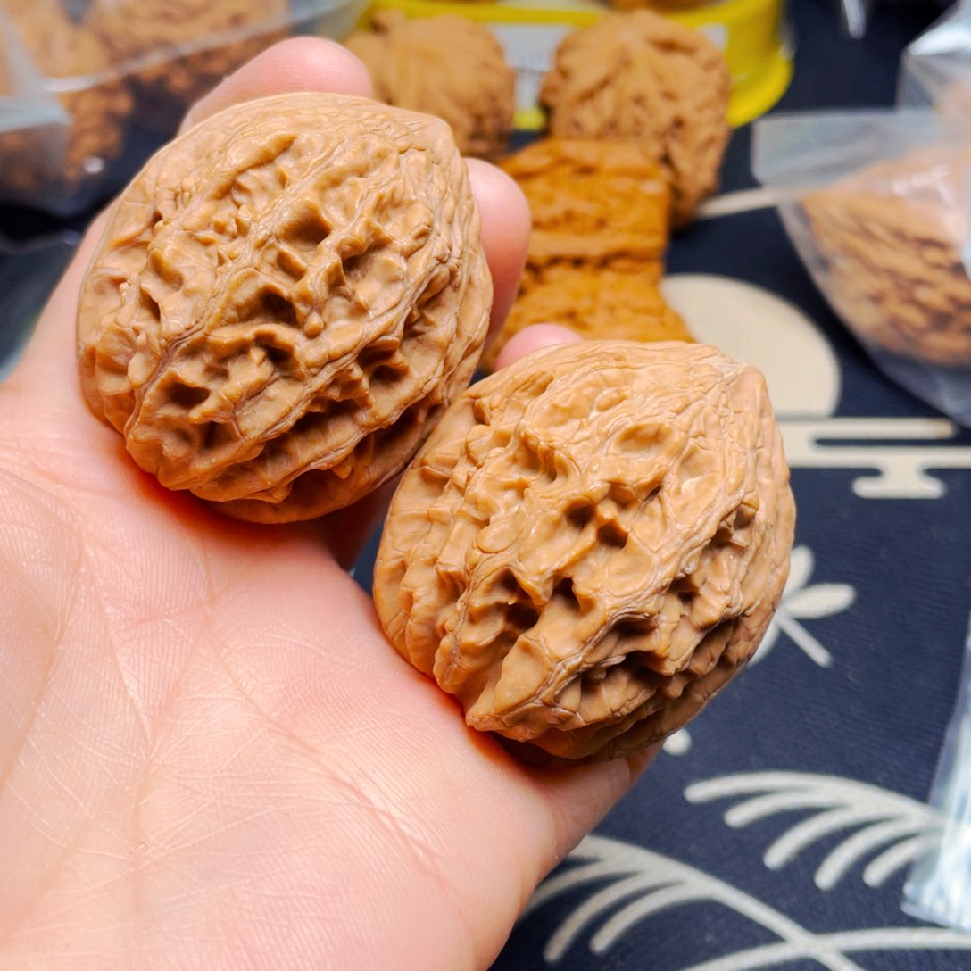 吊坠文玩核桃大沽石