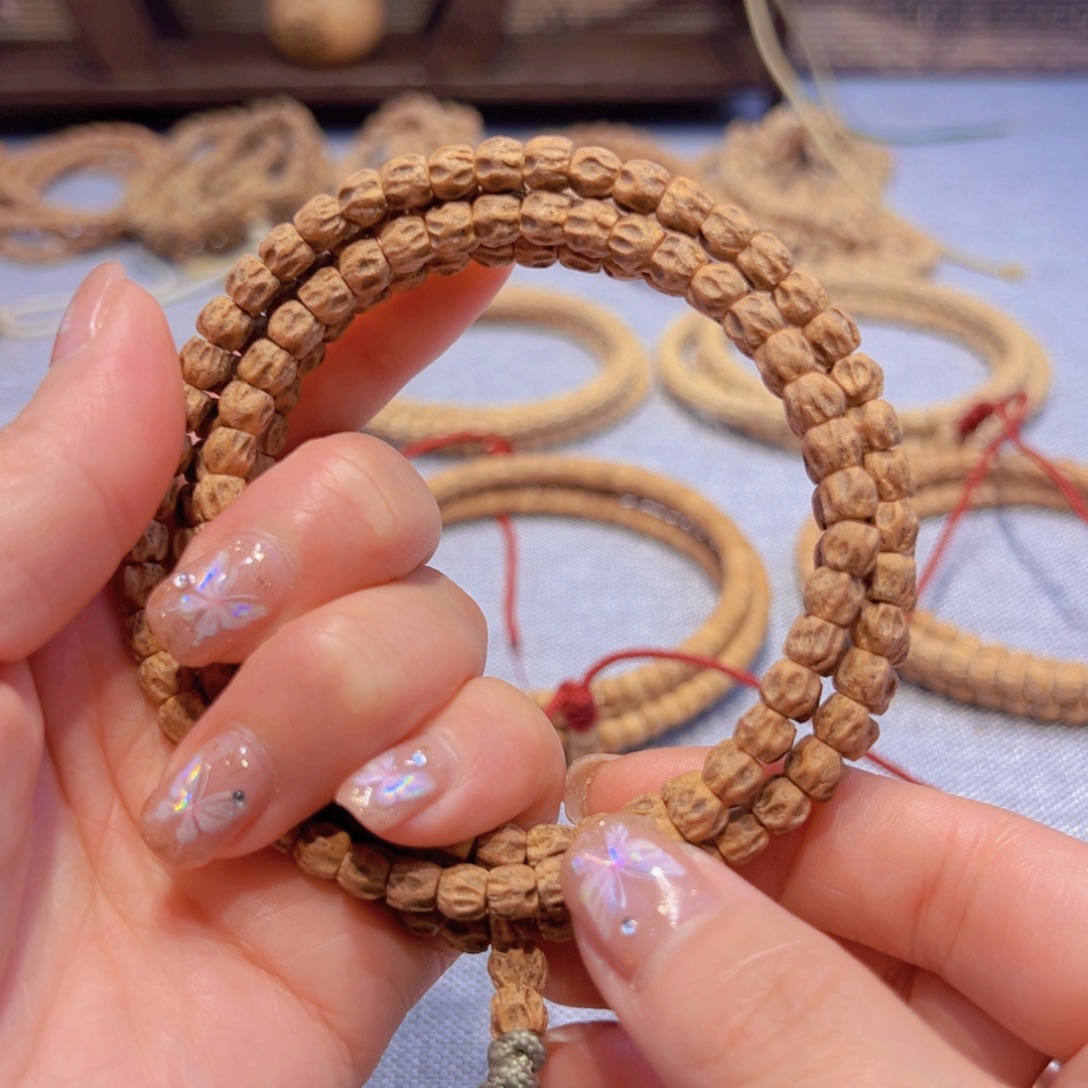 风***筝吊坠柏香籽/百香籽