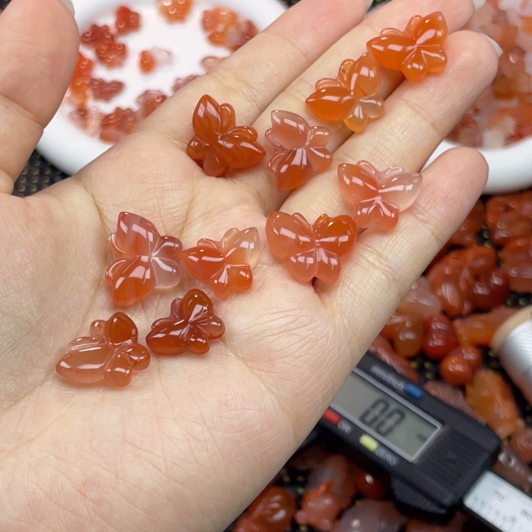 南红玛瑙未镶嵌配饰蝴蝶组合