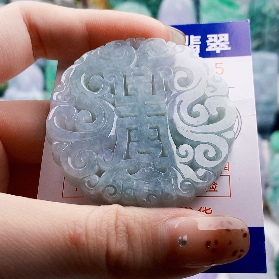 吊坠(不含链)未镶嵌翡翠