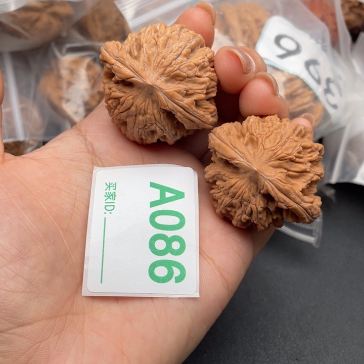 文玩核桃吊坠核桃