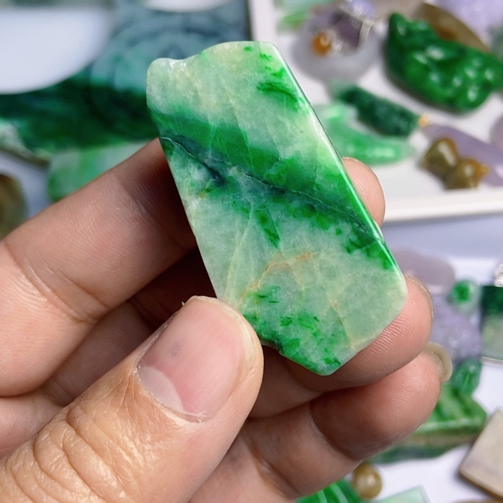 翡翠散珠天然翡翠A货挂件