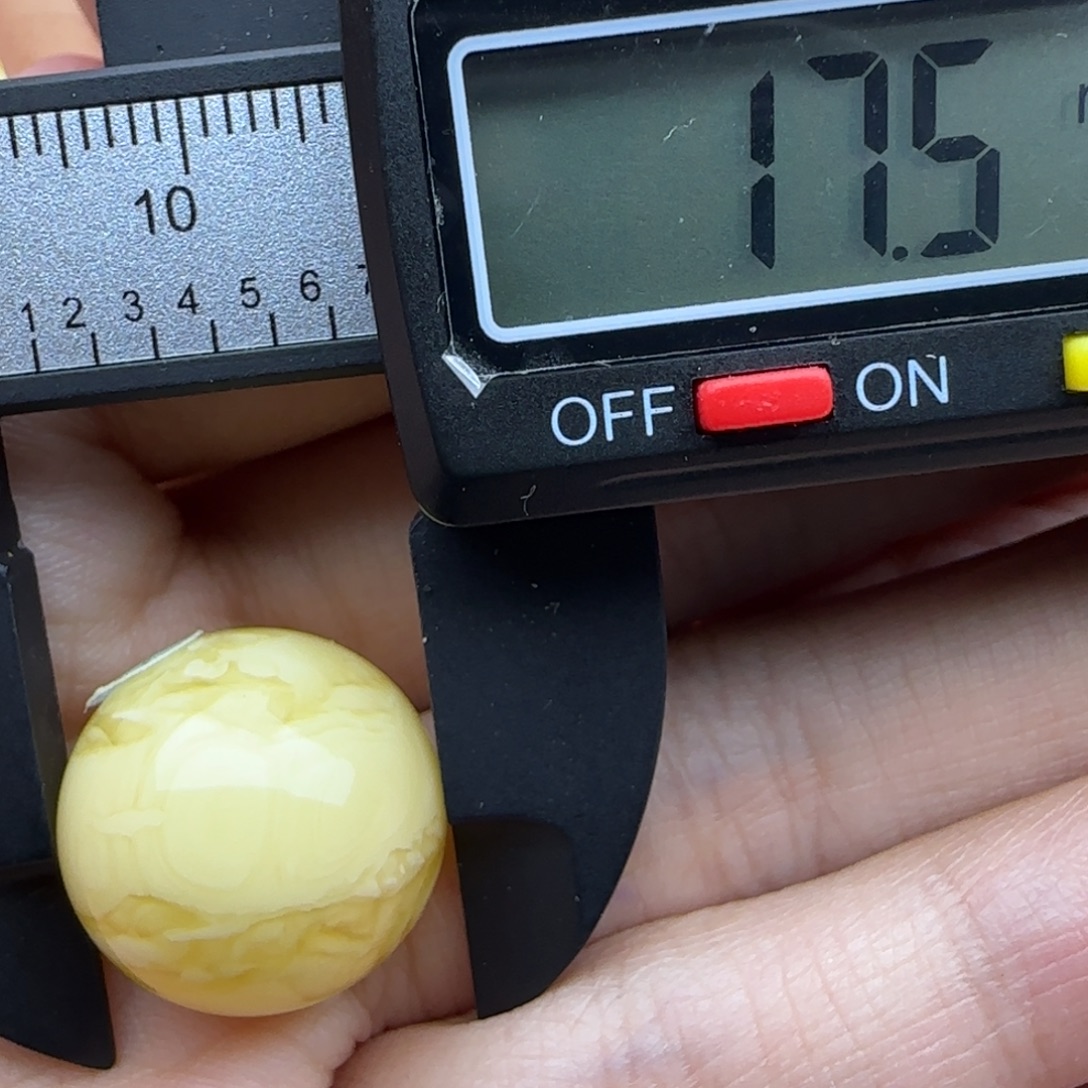 蜜蜡未镶嵌裸石飘花圆珠