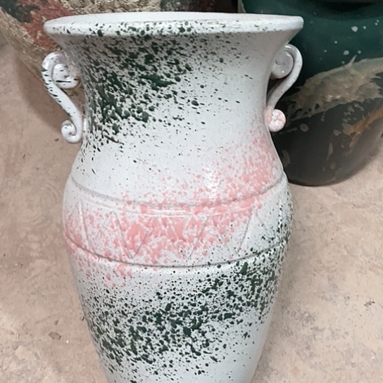 紫砂花盆口22高度37白色双耳瑕疵