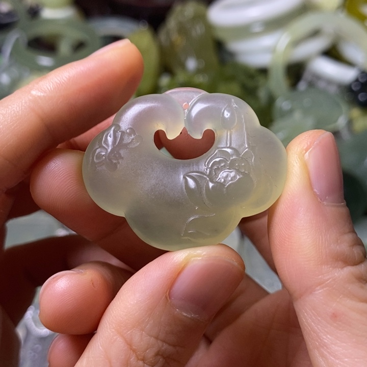 岫玉岫玉颈饰未镶嵌