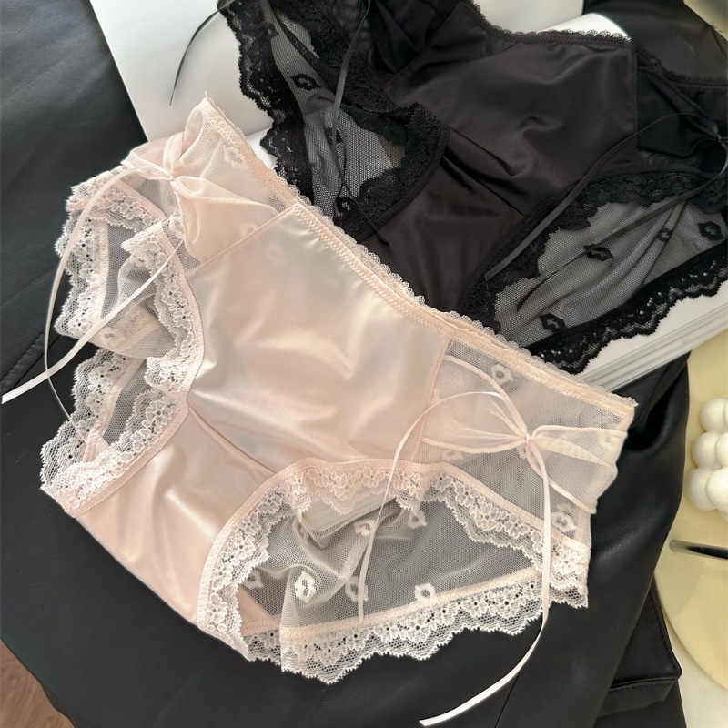 法式奢华缎面蕾丝内裤女性感24新款少女士三角裤中低腰结甜美