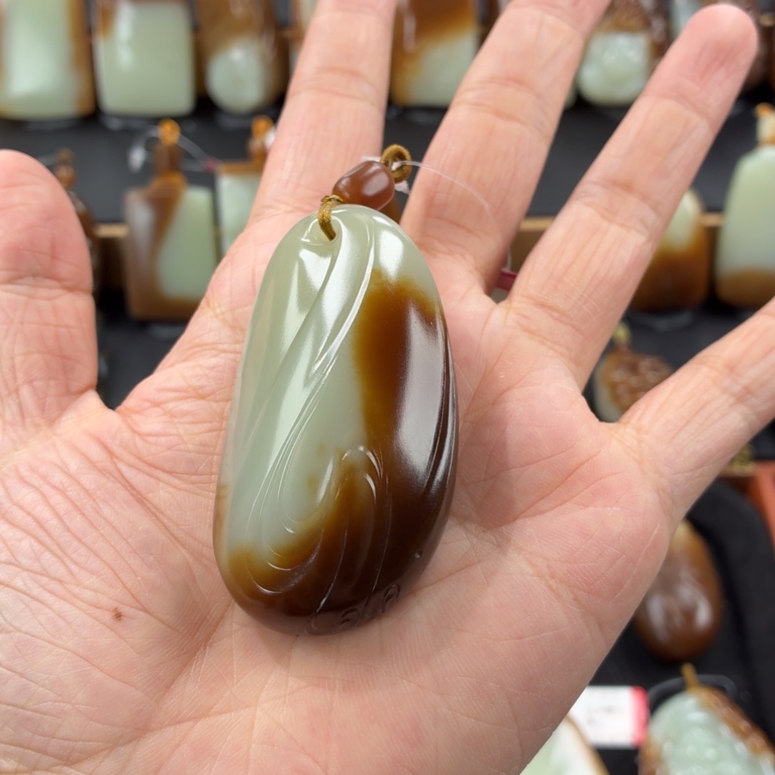 开***心未镶嵌手串和田玉（糖玉）