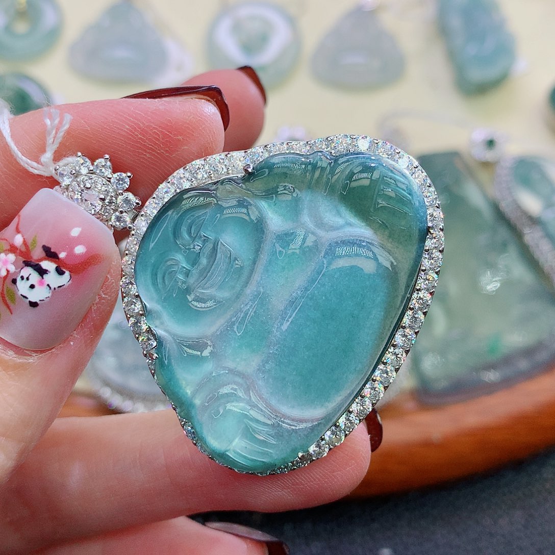 翡翠颈饰银S925镶嵌翡翠