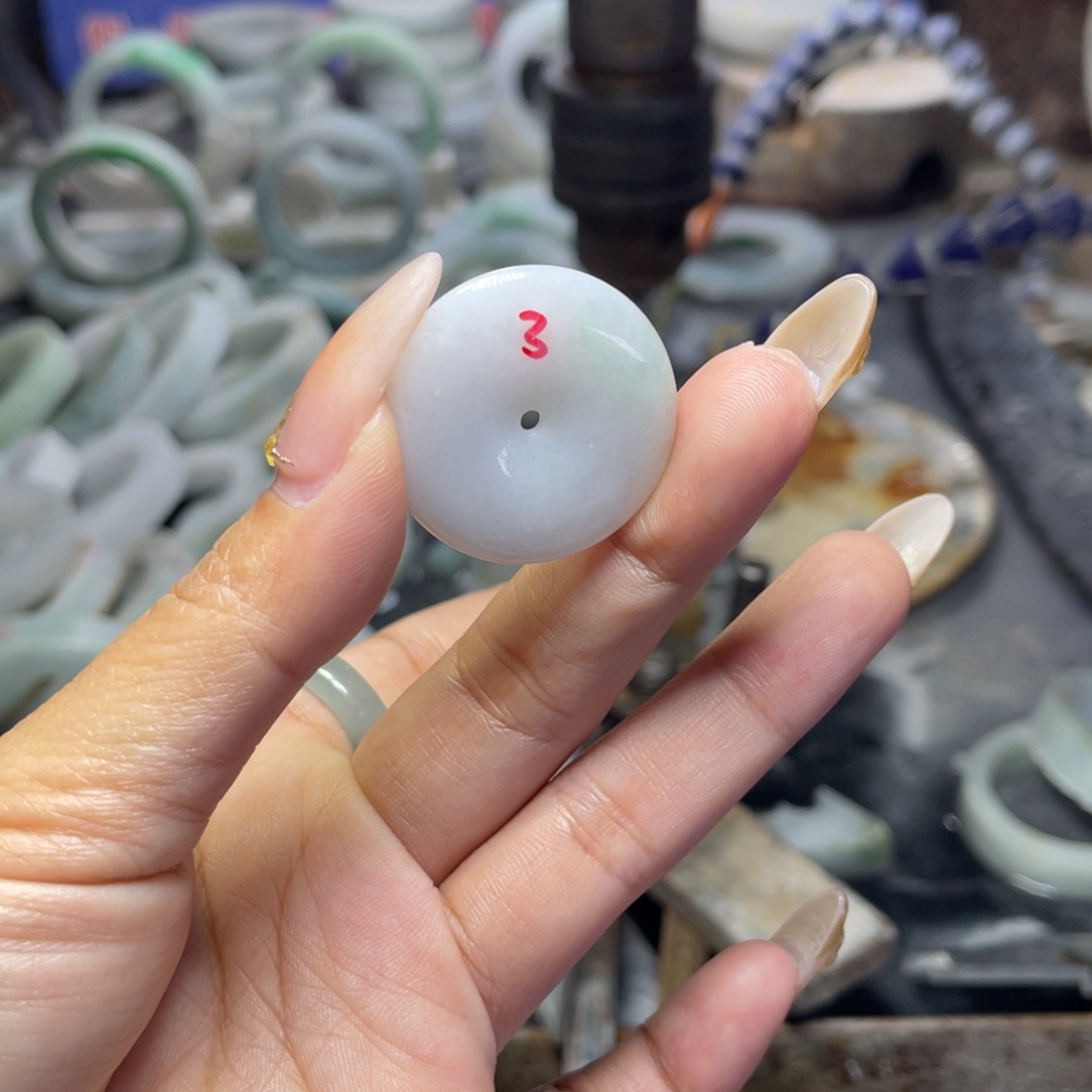 颈饰未镶嵌翡翠冷*