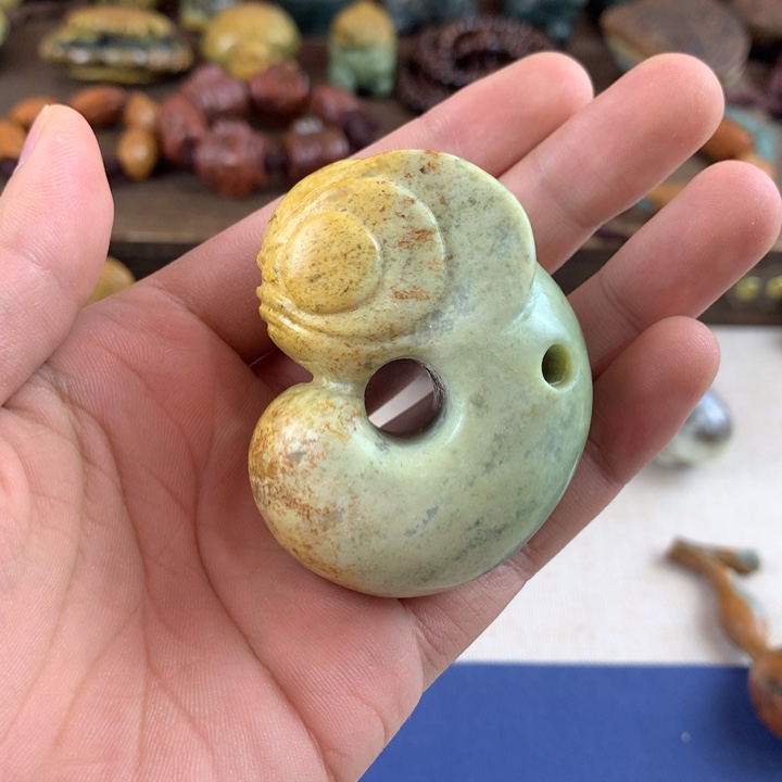 岫岩河磨玉（透闪石质玉）未镶嵌珠宝奇石