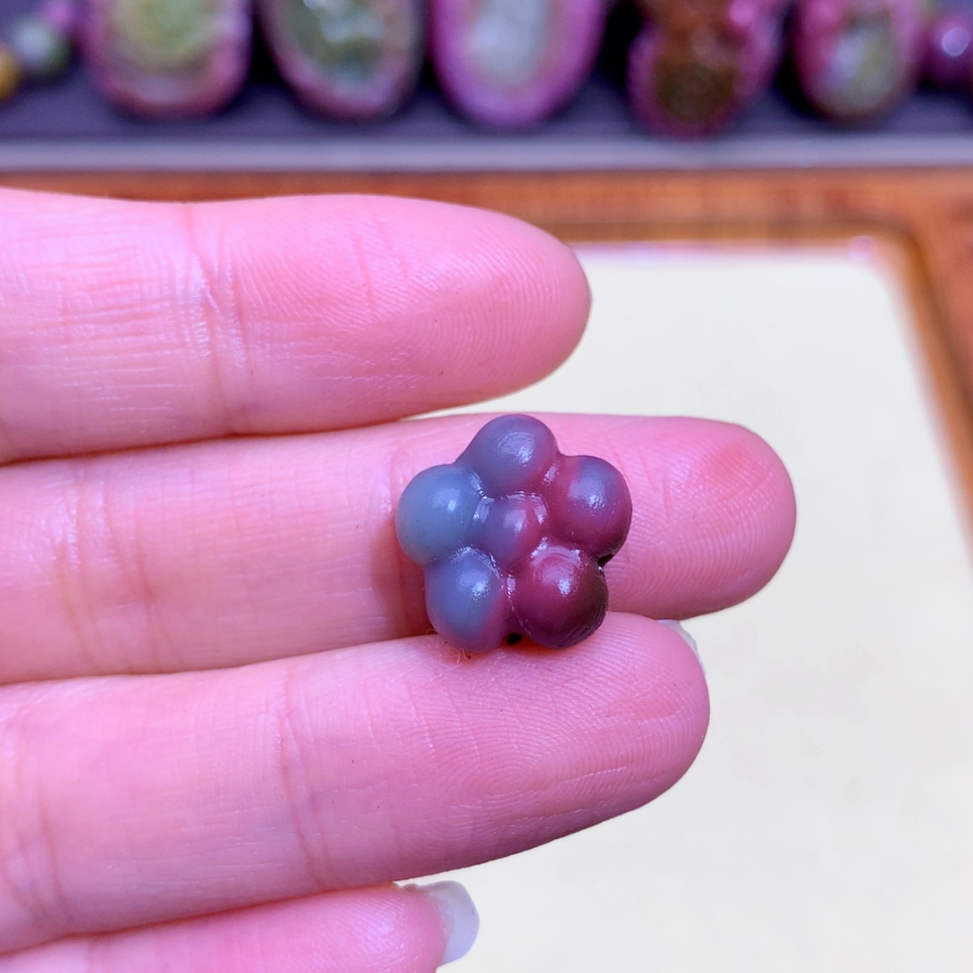 玛瑙未镶嵌挂件盐源