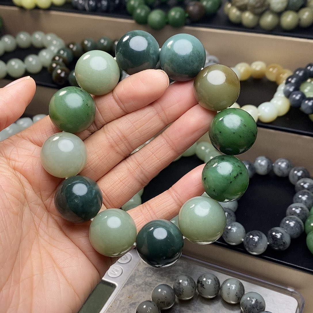 和田玉未镶嵌手链卡20