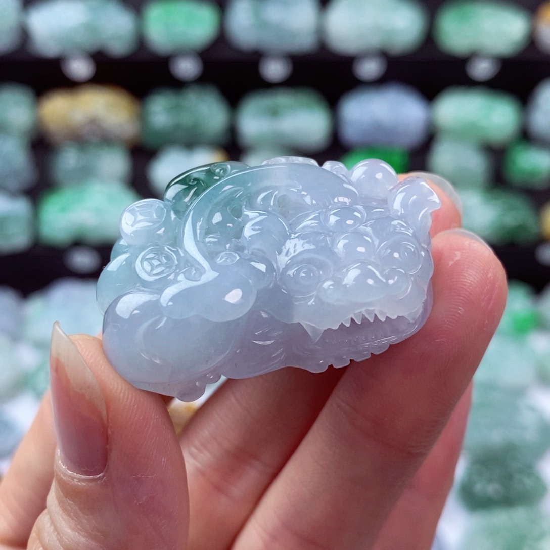 翡翠颈饰未镶嵌天然