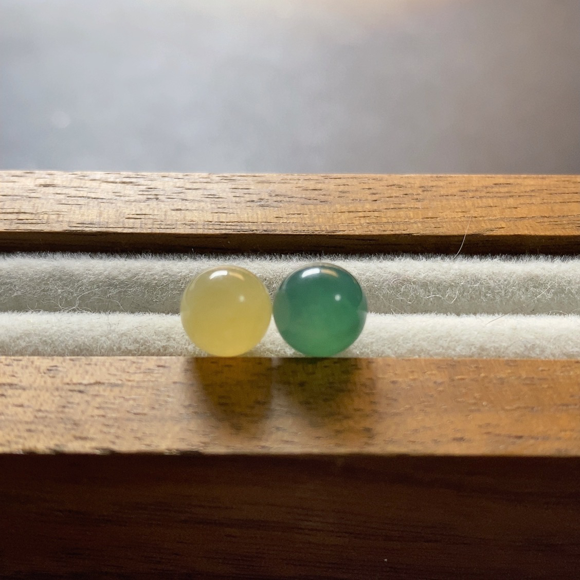 天然缅甸翡翠A货-冰色珠二选一 卡7+ 买断不退换