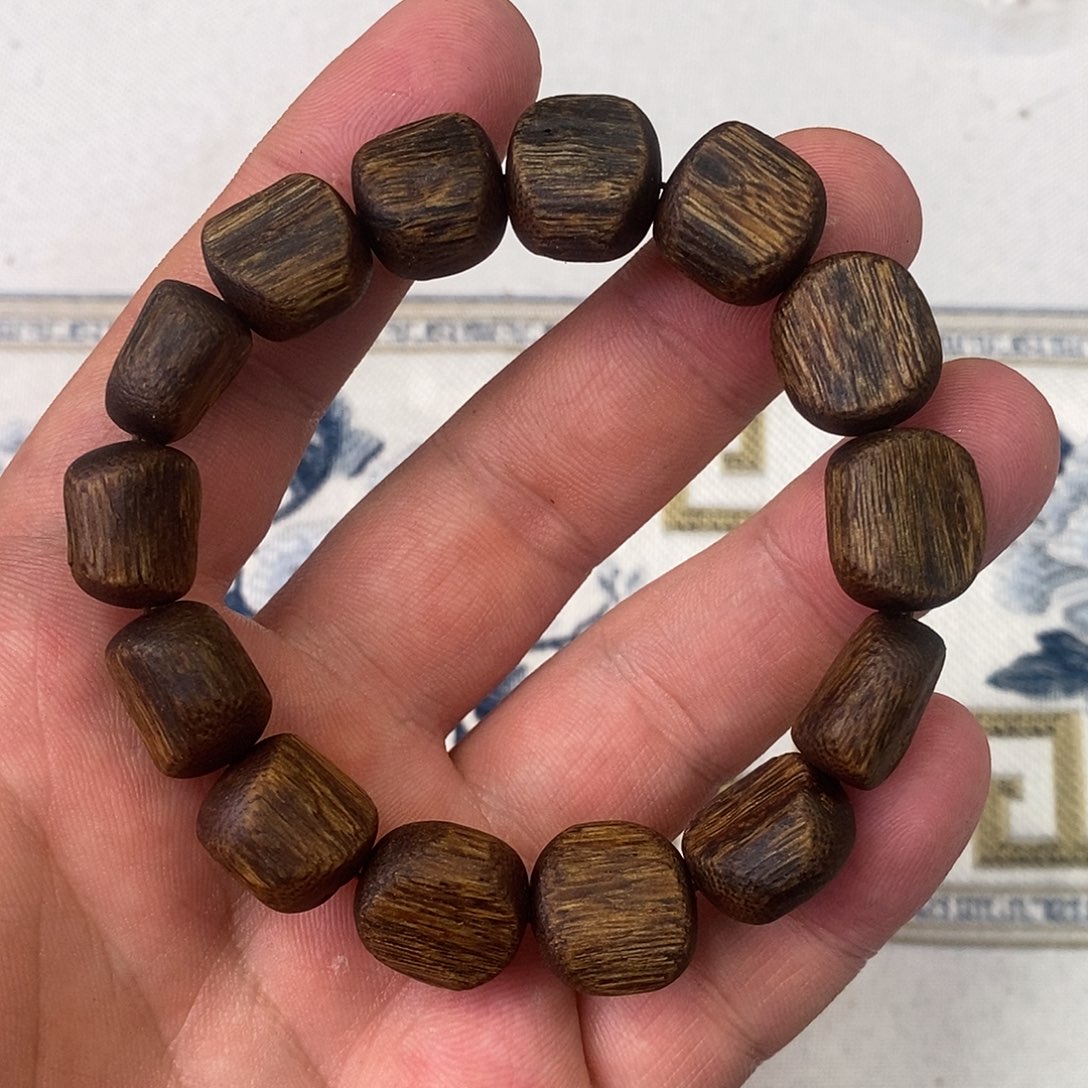 沉香手串用****418.6g 海南种植棋楠 随型单圈