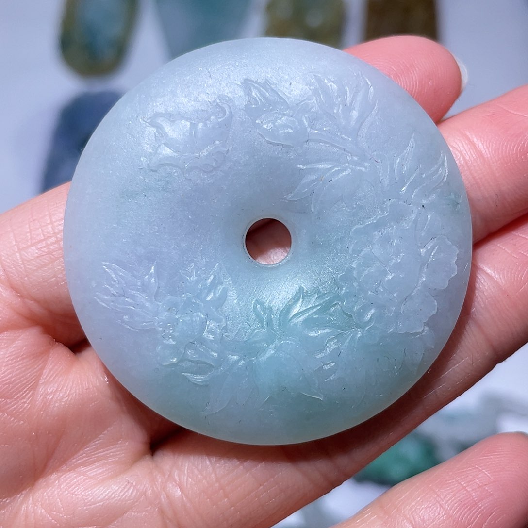 定制翡翠未镶嵌翡翠