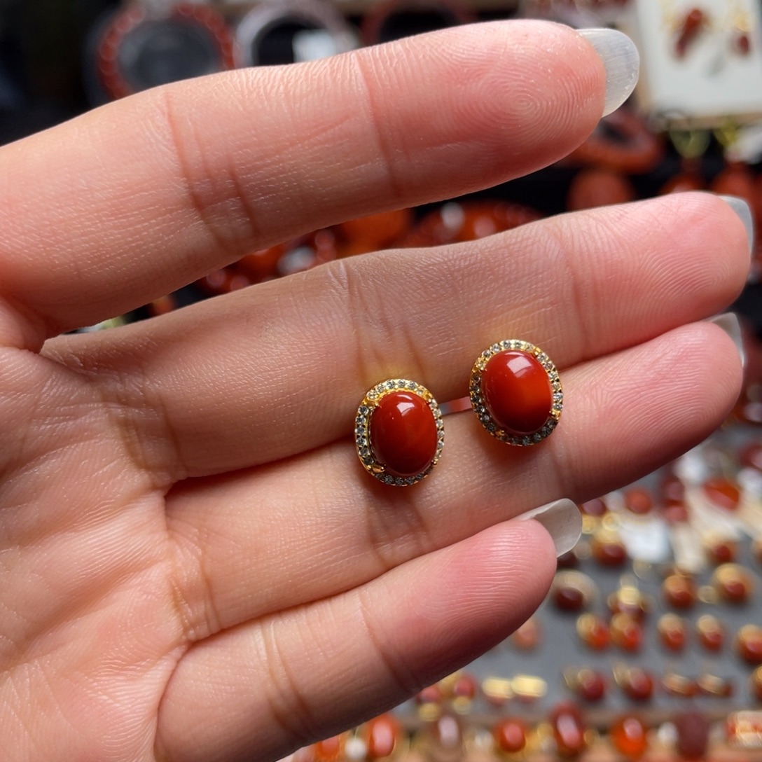 南红玛瑙银S925镶嵌玫锦耳钉