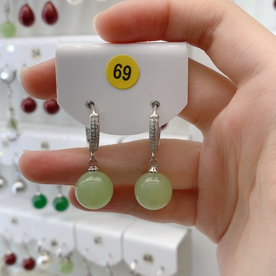 非金属925银锆石浅绿色