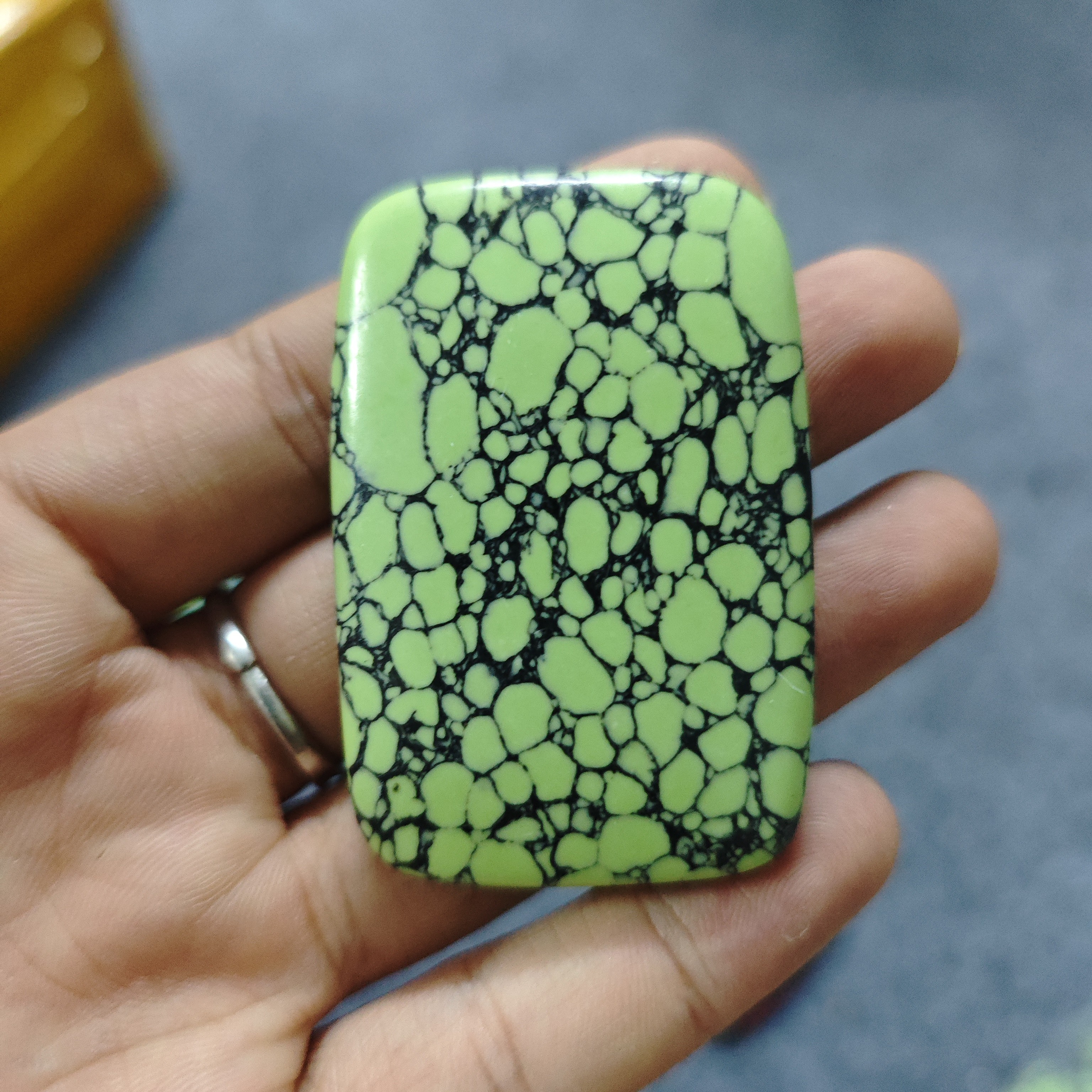 E52菜籽黄大无事牌 