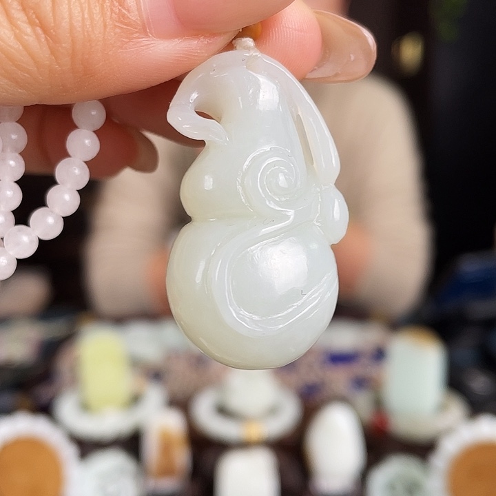 和田玉未镶嵌颈饰定制发货