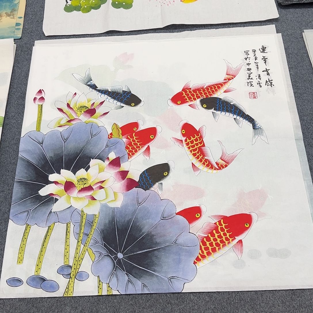 国画尺寸70X70手绘作品 