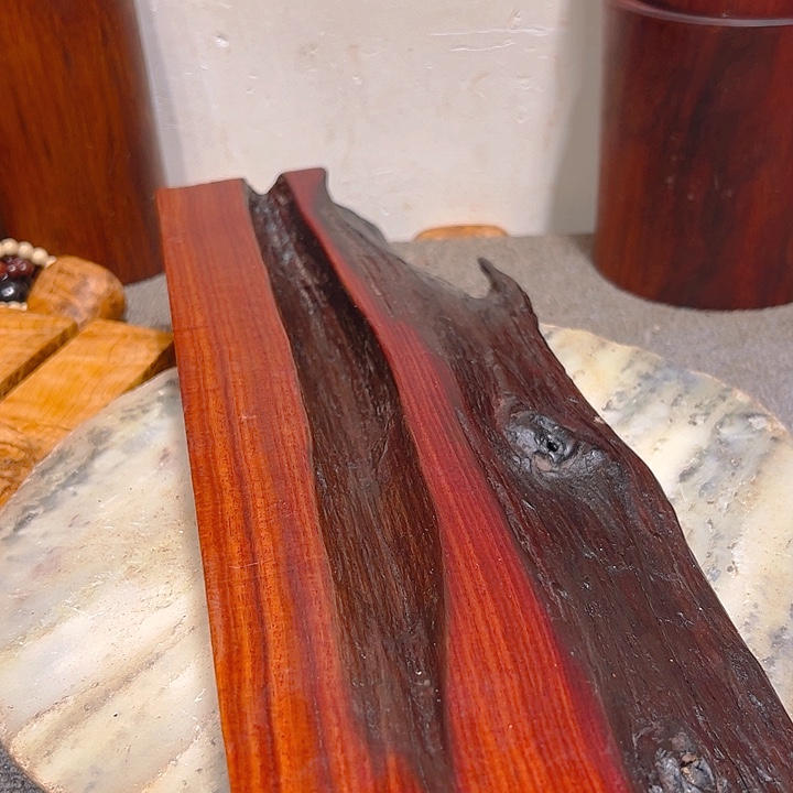 黎***达紫檀木类端景台檀香