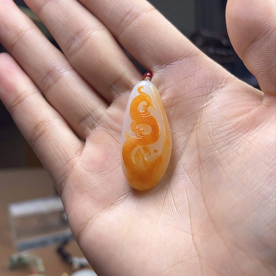 和田玉颈饰未镶嵌