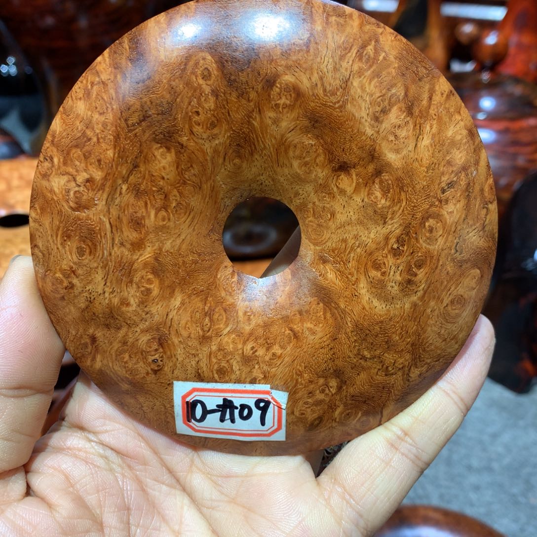 鑫***语木缅甸花梨木瘤疤平安扣