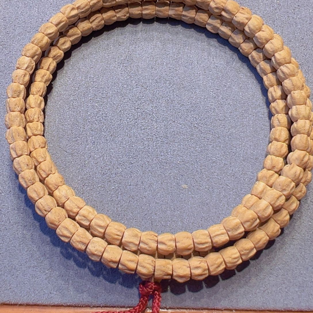 柏香籽/百香籽吊坠直切粉皮方块5+mm