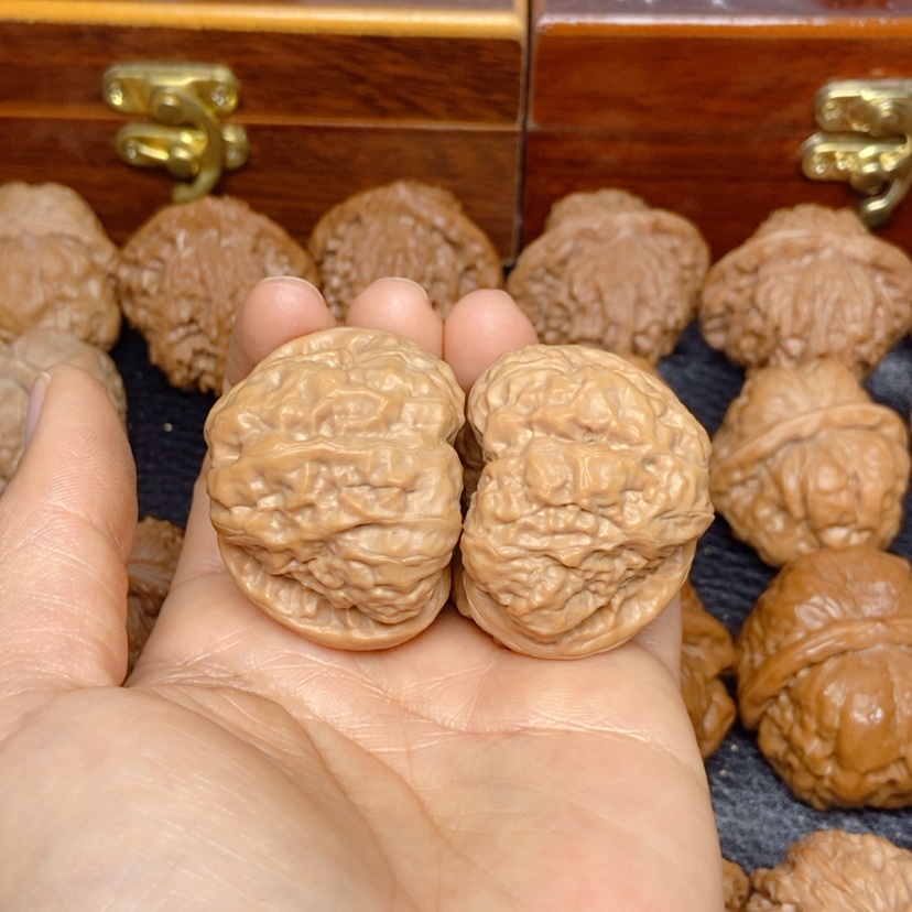 【闪购商品】文玩核桃吊坠蛙蛙42