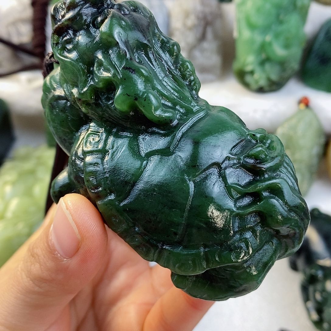 和田玉（糖玉）颈饰未镶嵌