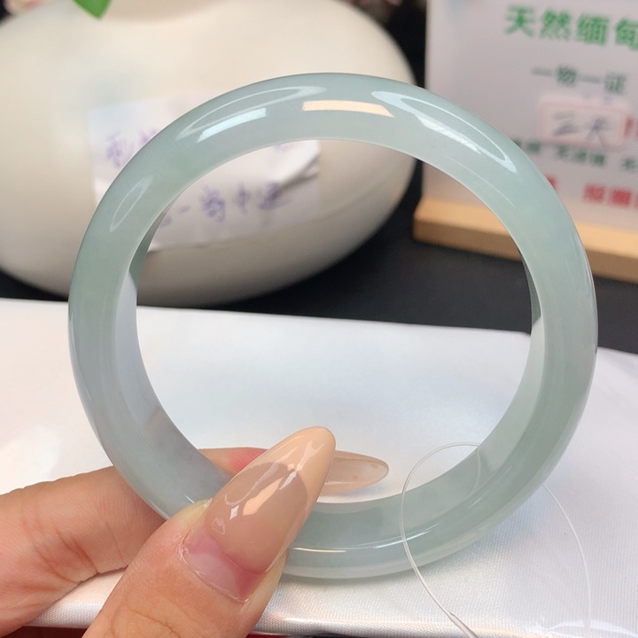 未镶嵌手镯翡翠26