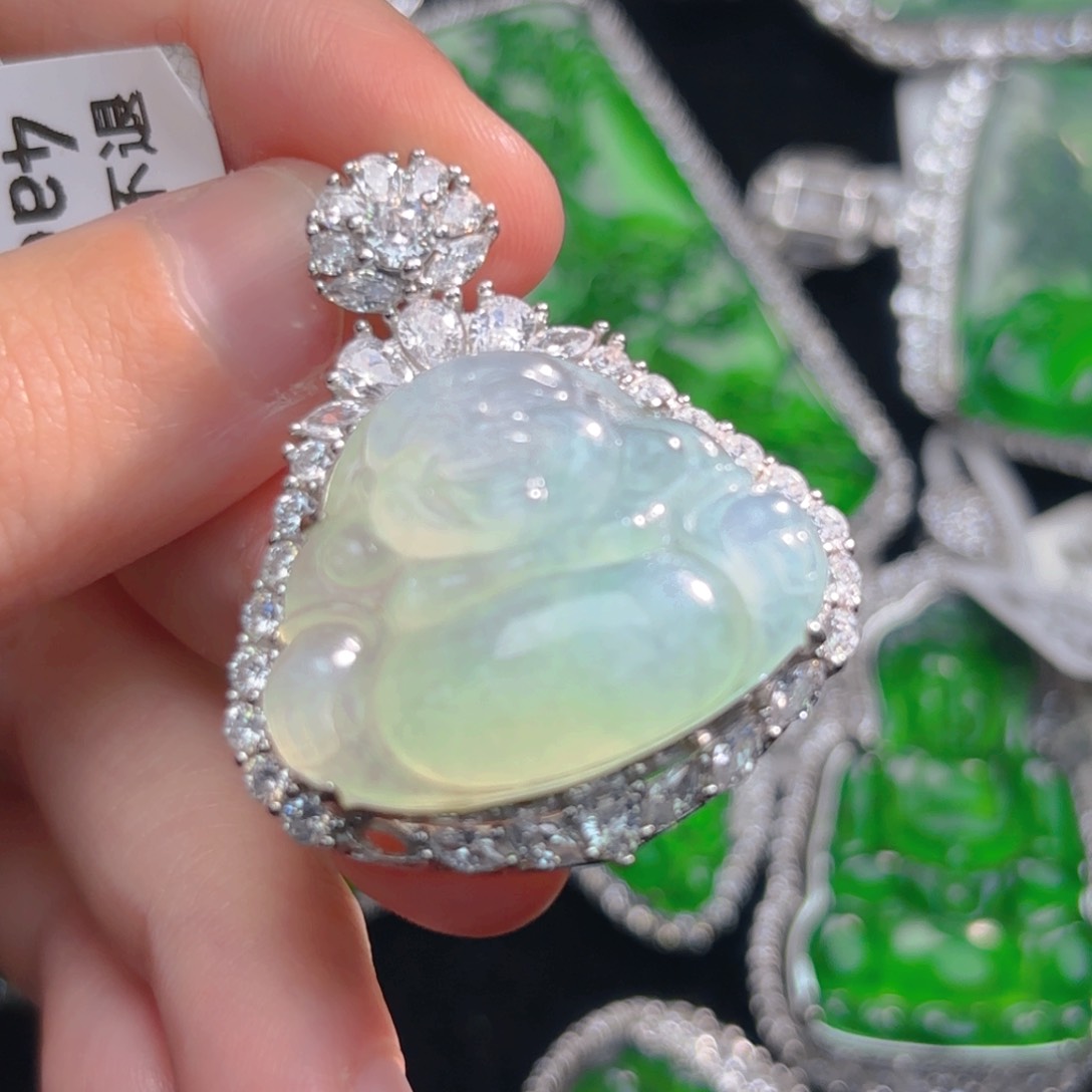 翡翠颈饰银S925镶嵌佛公