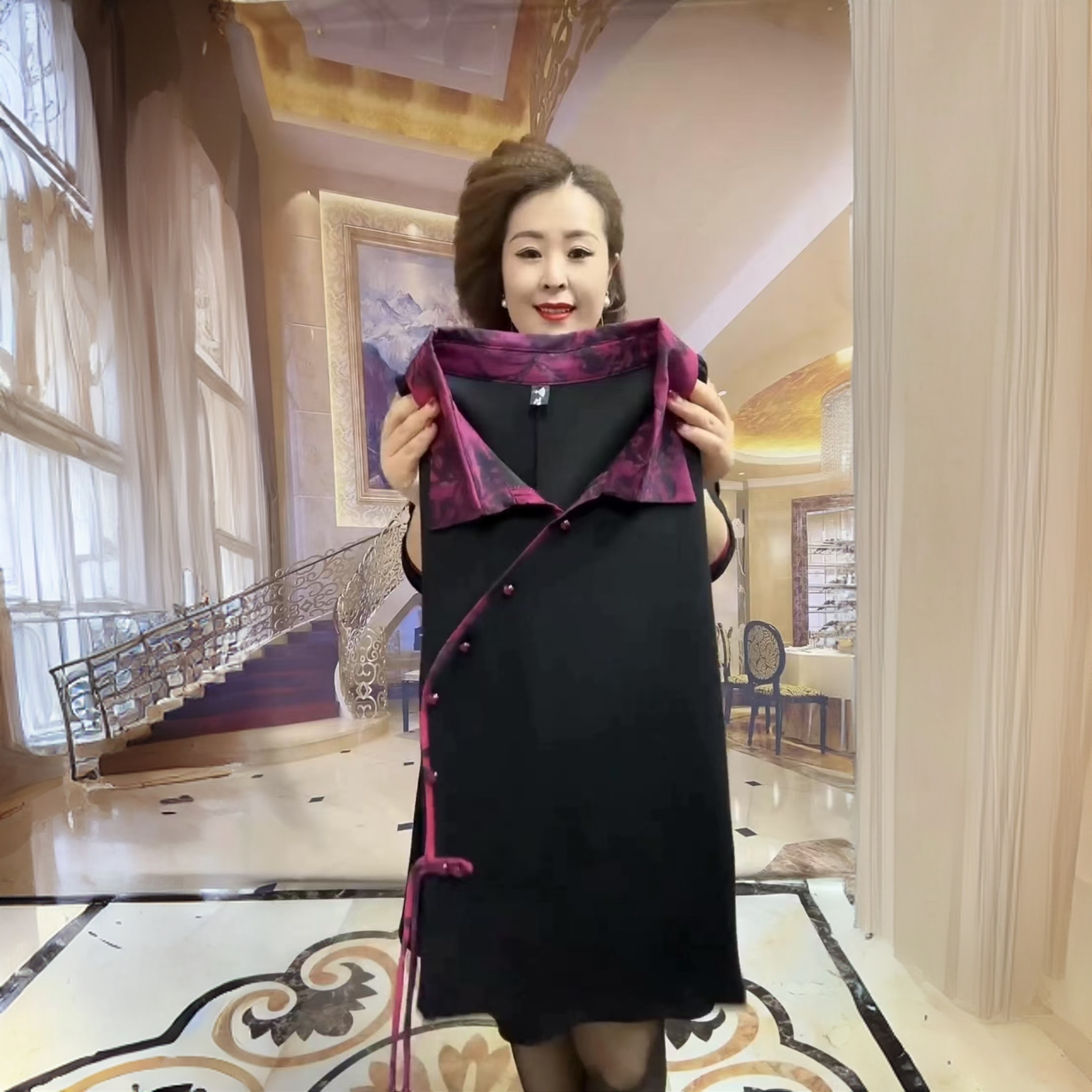 新年秋冬国风连衣裙妈妈装宽松修身遮肉中年装洋气阔太太气质上衣