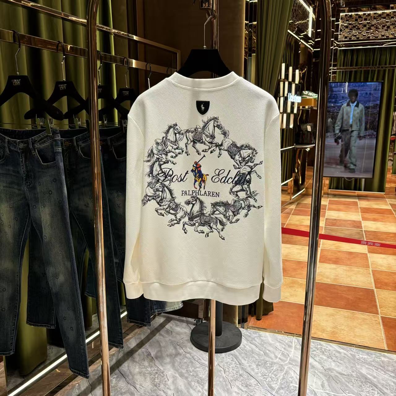 PG【TI专属】2025秋冬新品高级感时尚百搭卫衣25779