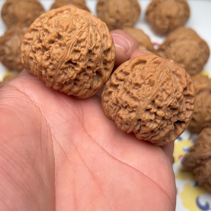 文玩核桃把件南疆石42