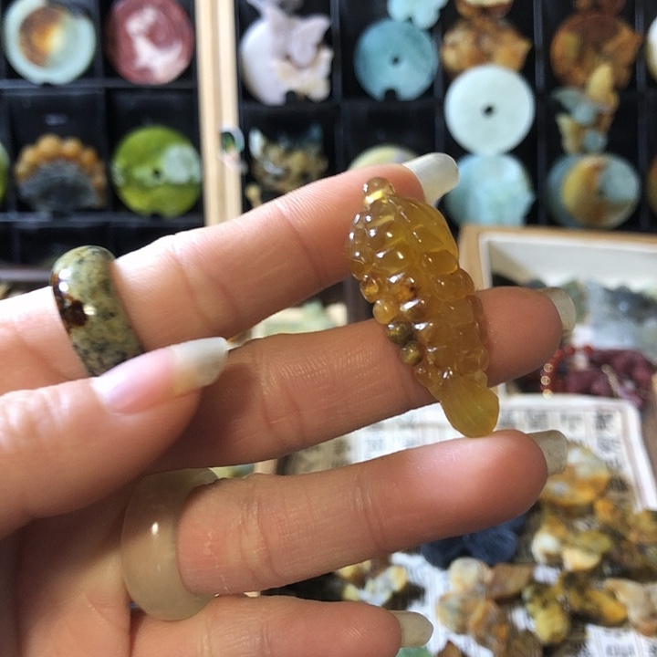 岫玉未镶嵌岫玉挂件