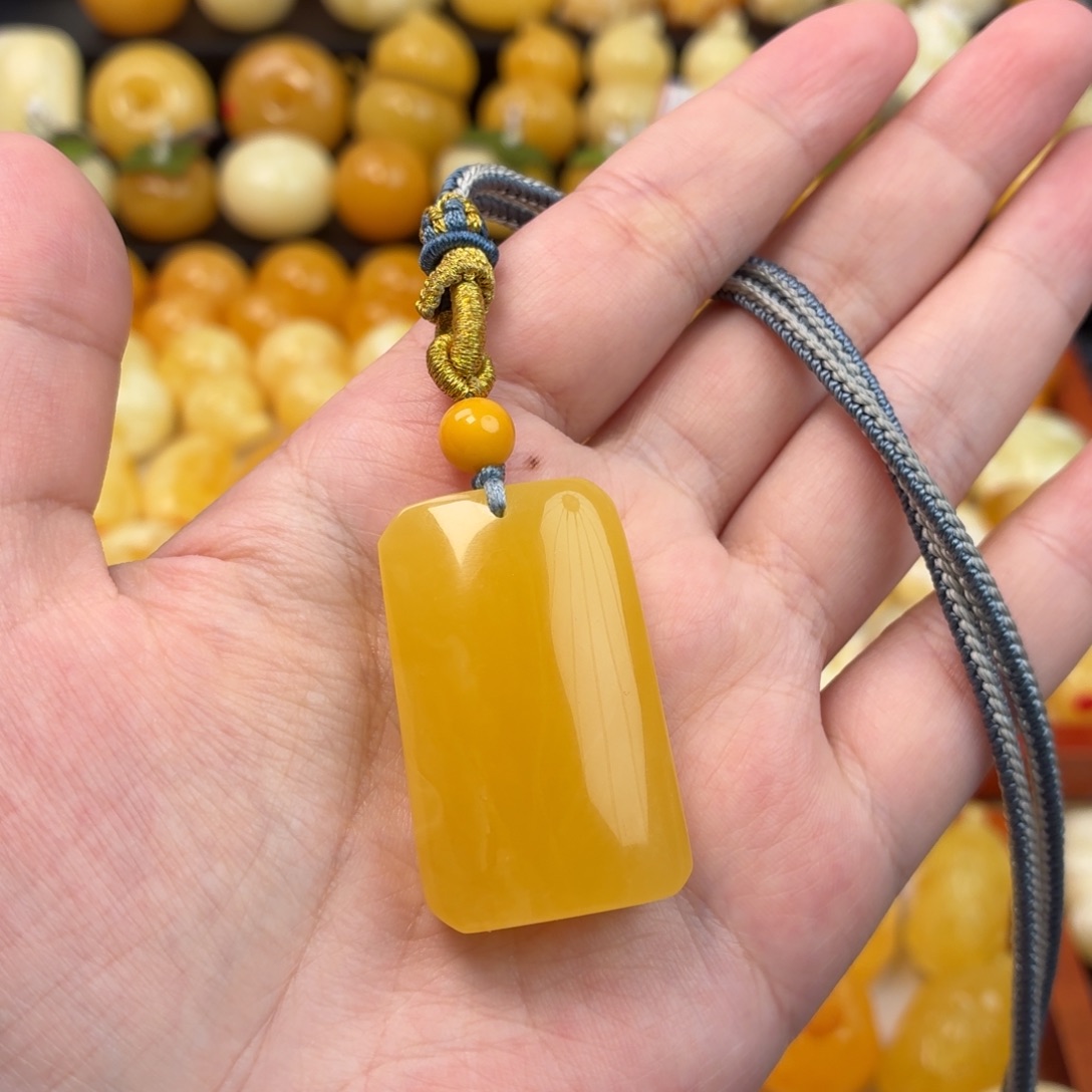 蜜蜡未镶嵌毛衣链蜜蜡