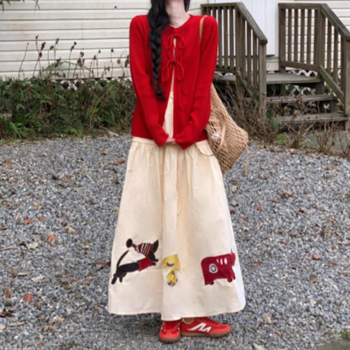 2025茶系今年流行漂亮独特绝美高级感小香风红色系穿搭一整套装裙