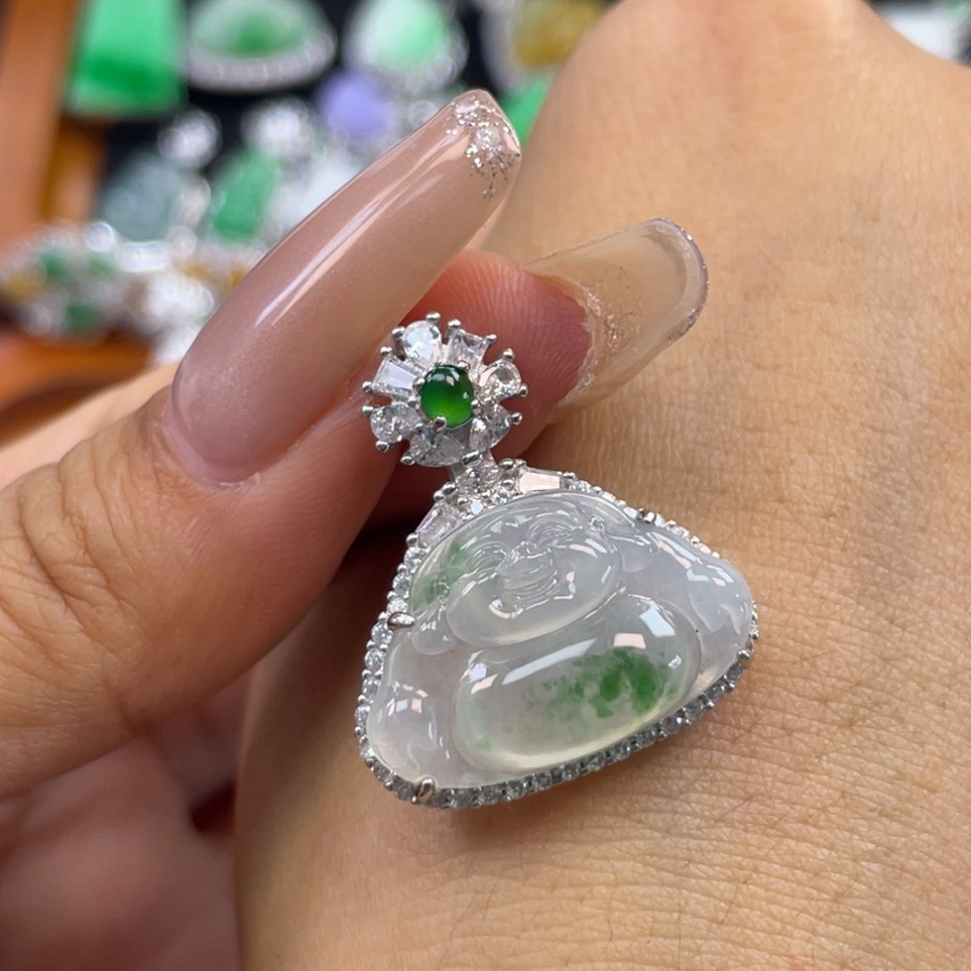 颈饰银S925镶嵌翡翠吊坠