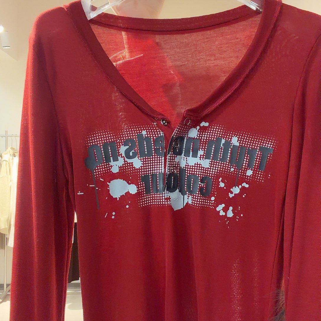 红色字母设计师款