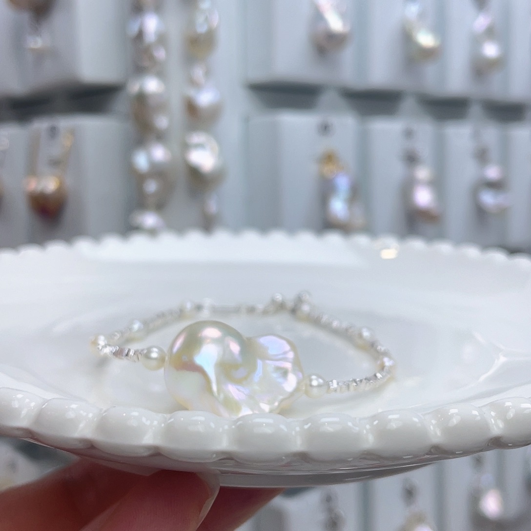 淡水珍珠银S925镶嵌颈饰初*