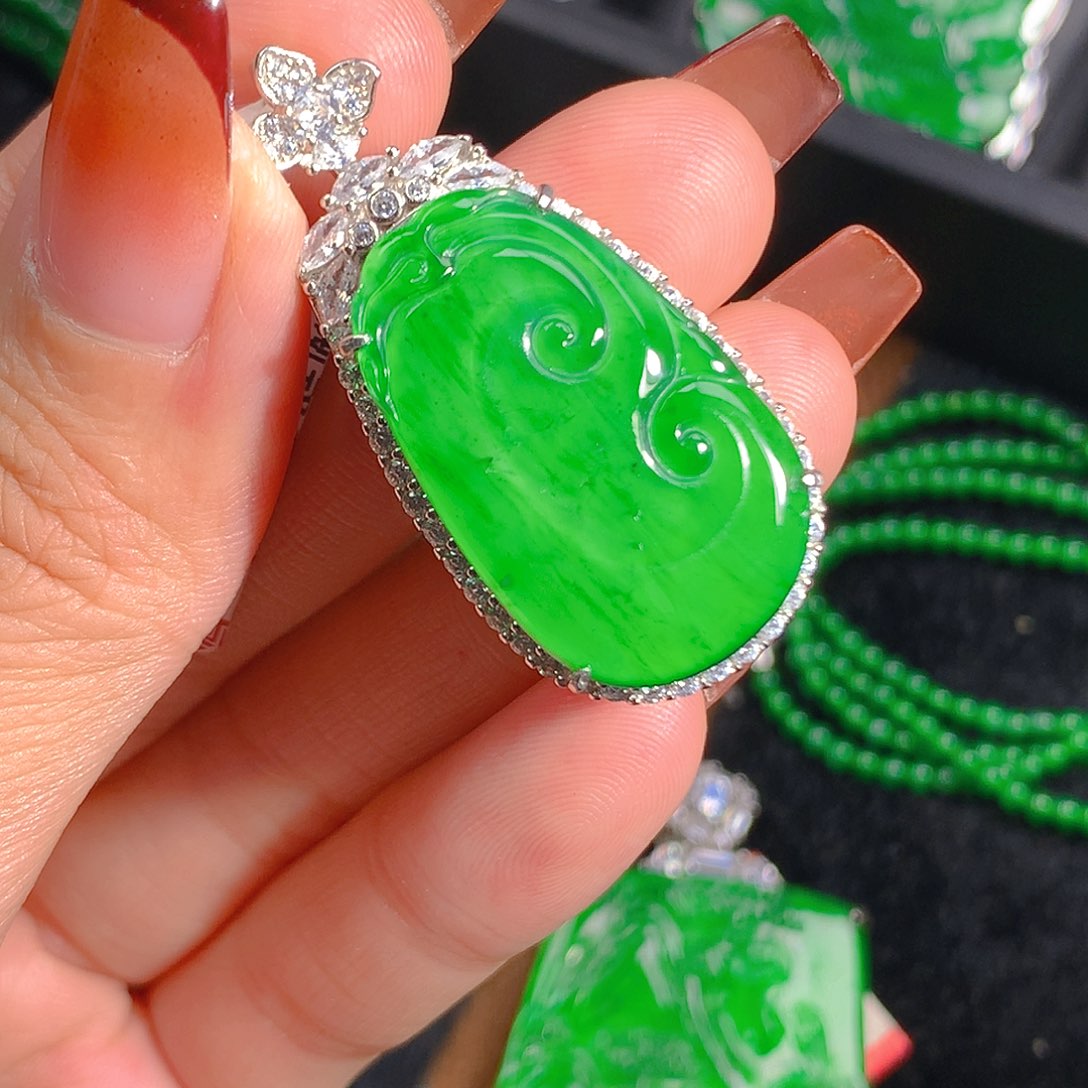 翡翠吊坠(不含链)未镶嵌