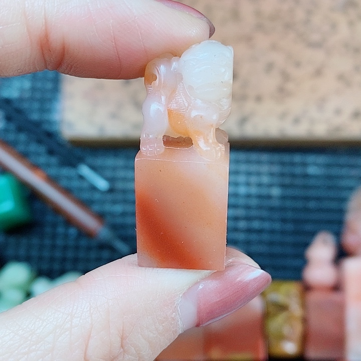 老挝石小凯作品章