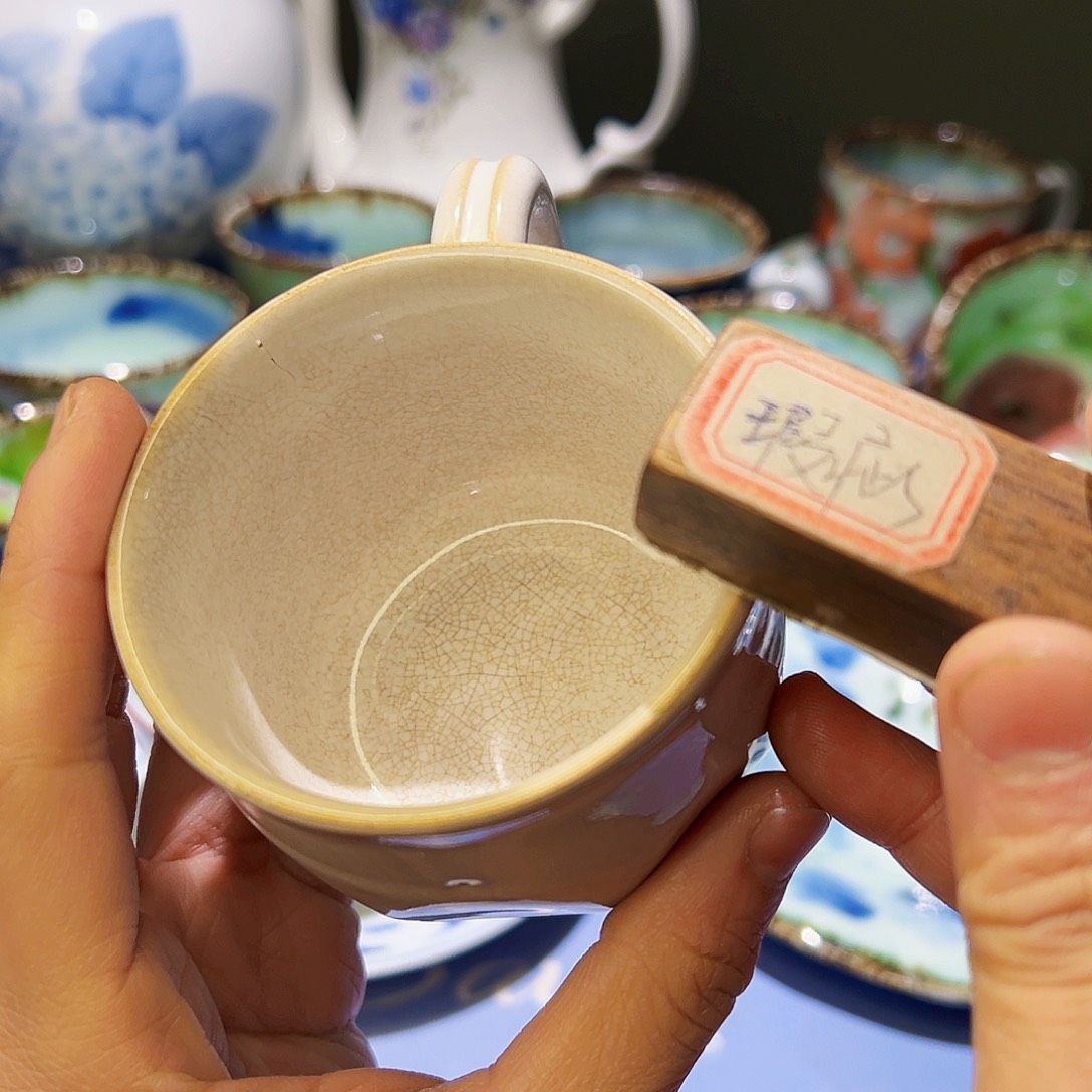 咖啡杯和茶杯也好好吃喔